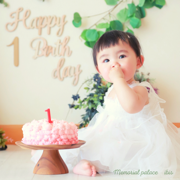 【バースデイフォト】カラフルケーキで１歳をお祝いしよう！！🎂